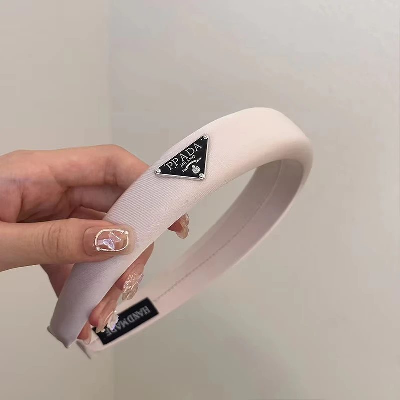New 2026 Women's Velvet Hair B - Women Accessories Logo ulasan dan harga